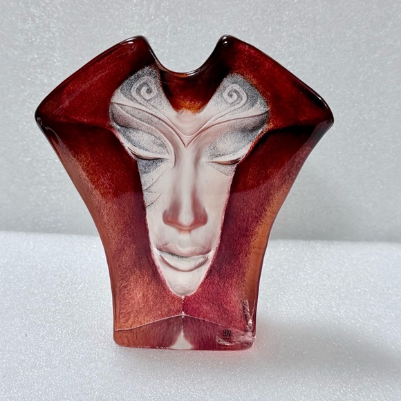 Mats Jonasson Morgana Glass Sculpture Sweden Art Collectible Signed 65/20